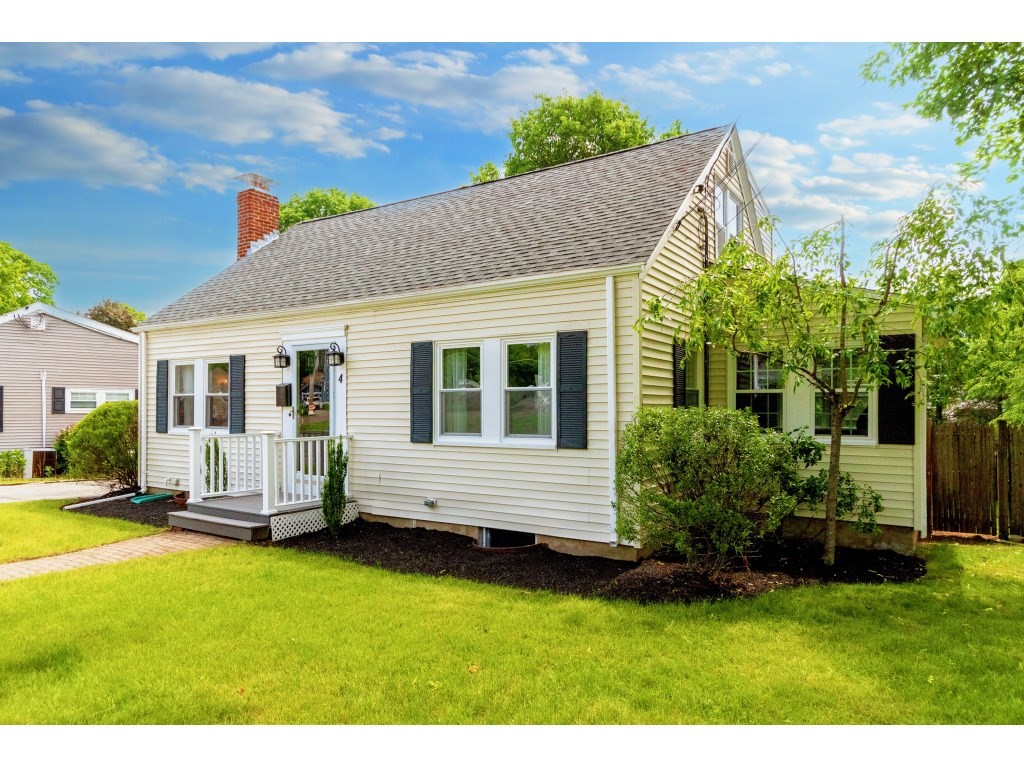 4 Myopia Road Stoneham, MA 02180 - Photo 3 of 42