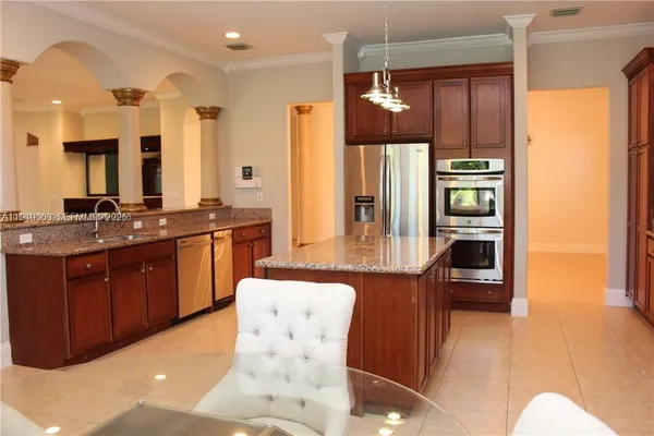 $7,500 | 19383 Southwest 79th Avenue, Cutler Bay, FL 33157