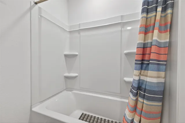 $2,000 | 16703 Rolling Pasture Lane, Hockley, TX 77447