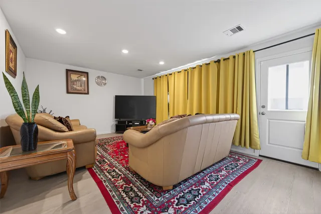 $2,000 | 16703 Rolling Pasture Lane, Hockley, TX 77447