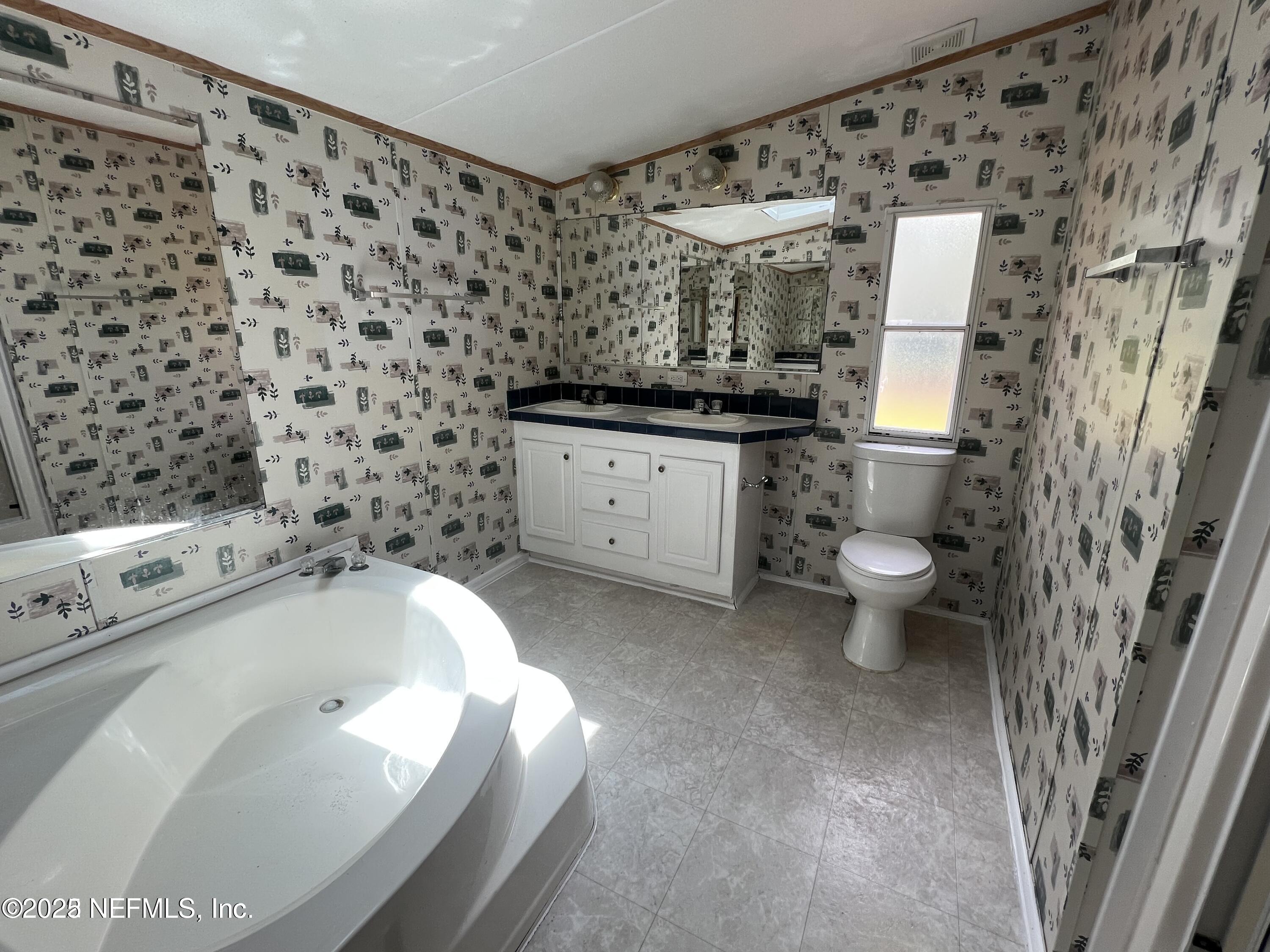 134 Bardin Estates Circle Palatka, FL 32177 - Photo 8 of 14 20220602160152346400000000-o