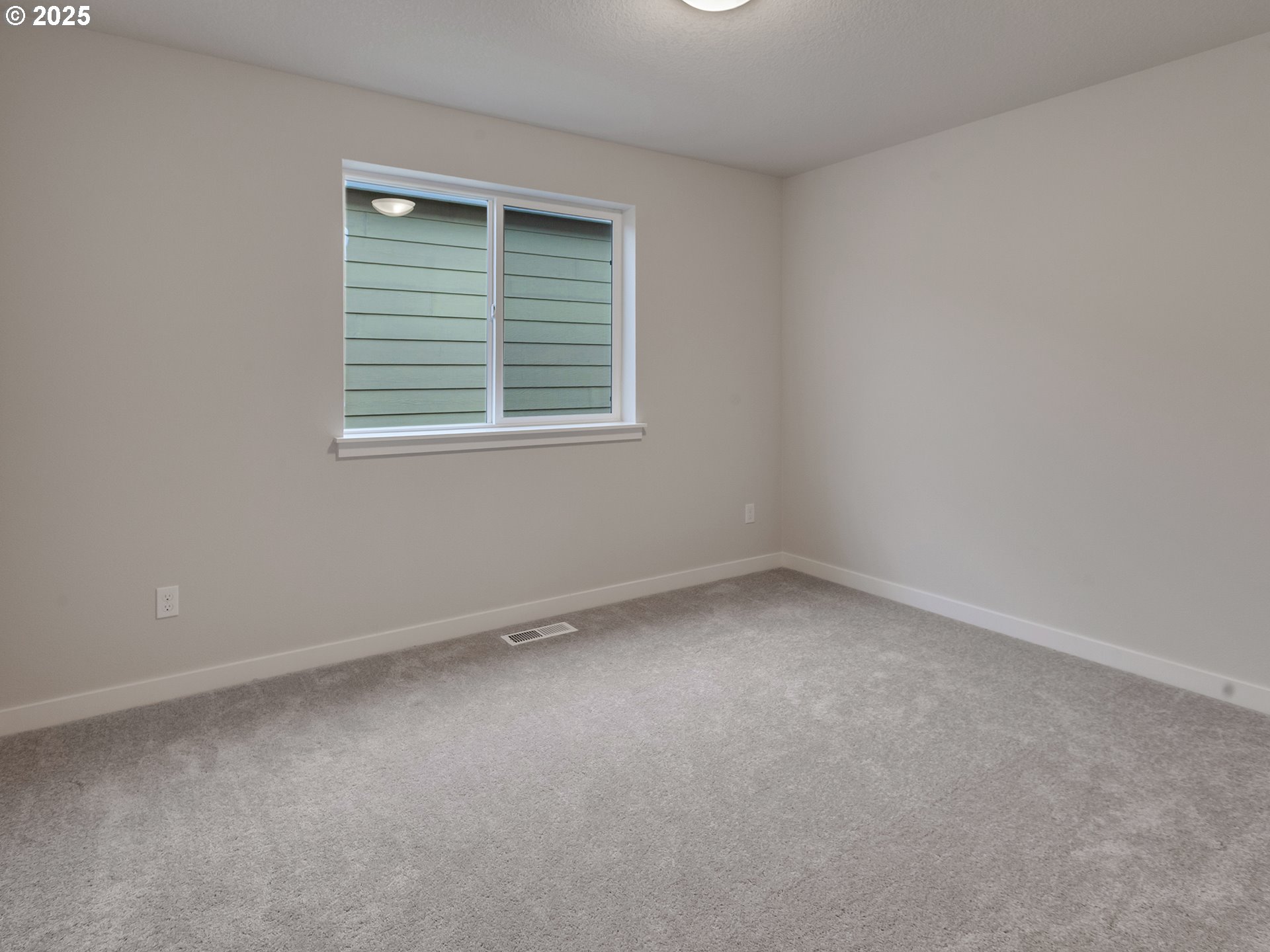 13866 Southwest 174th Avenue Tigard, OR 97140 - Photo 29 of 45 Primary Bedroom