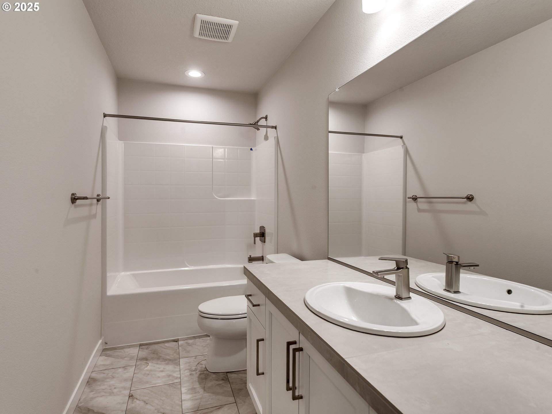 13866 Southwest 174th Avenue Tigard, OR 97140 - Photo 33 of 45 Bedroom