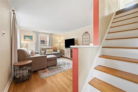 $275,000 | 728 Vallevista Avenue, Pittsburgh, PA 15234