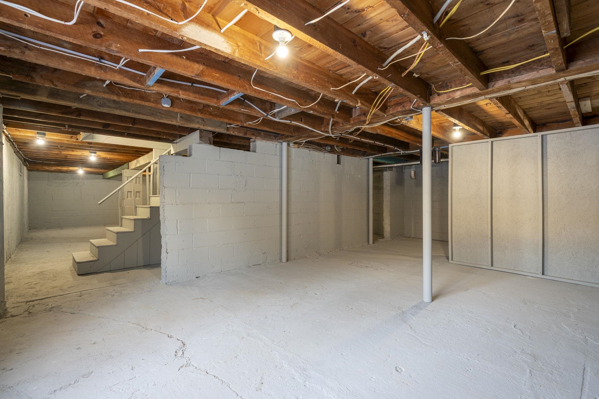 222 Milton Road Rochester, NH 03868 - Photo 19 of 51