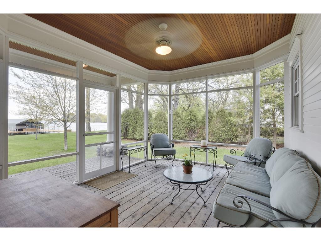 3320 Robinson Bay Road Deephaven, MN 55391 - Photo 8 of 24