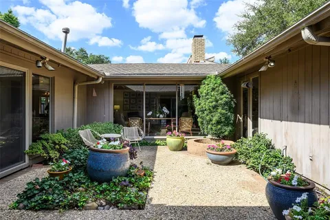 $2,375,000 | 11241 Russwood Circle, Dallas, TX 75229