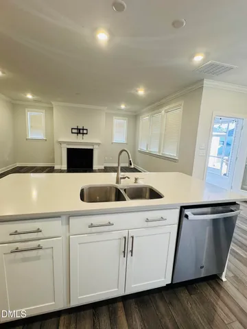 $2,395 | 292 Edge Of Auburn Boulevard, Raleigh, NC 27610