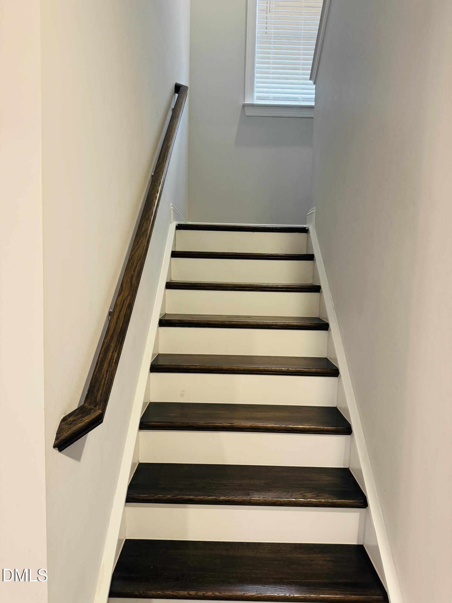 292 Edge Of Auburn Boulevard Raleigh, NC 27610 - Photo 9 of 38 a view of entryway
