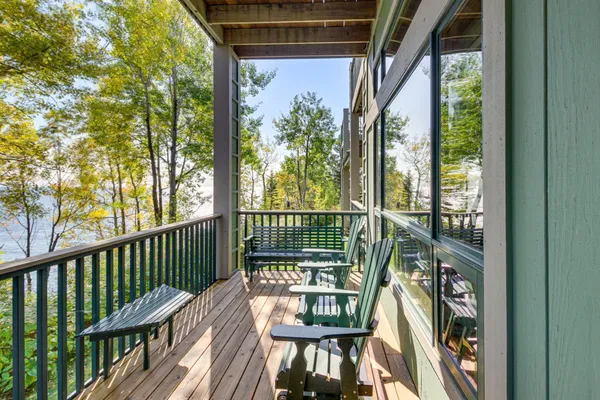 $645,000 | 6508 Aspenwood Drive, Tofte, MN 55615