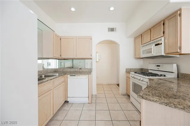 $249,000 | 6480 Annie Oakley Drive, Unit 211, Las Vegas, NV 89120