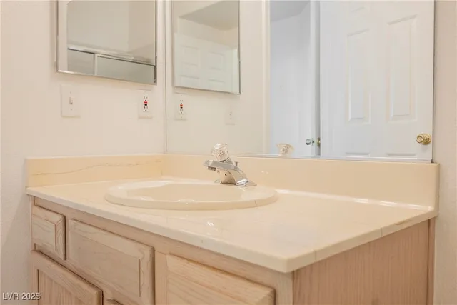 $249,000 | 6480 Annie Oakley Drive, Unit 211, Las Vegas, NV 89120