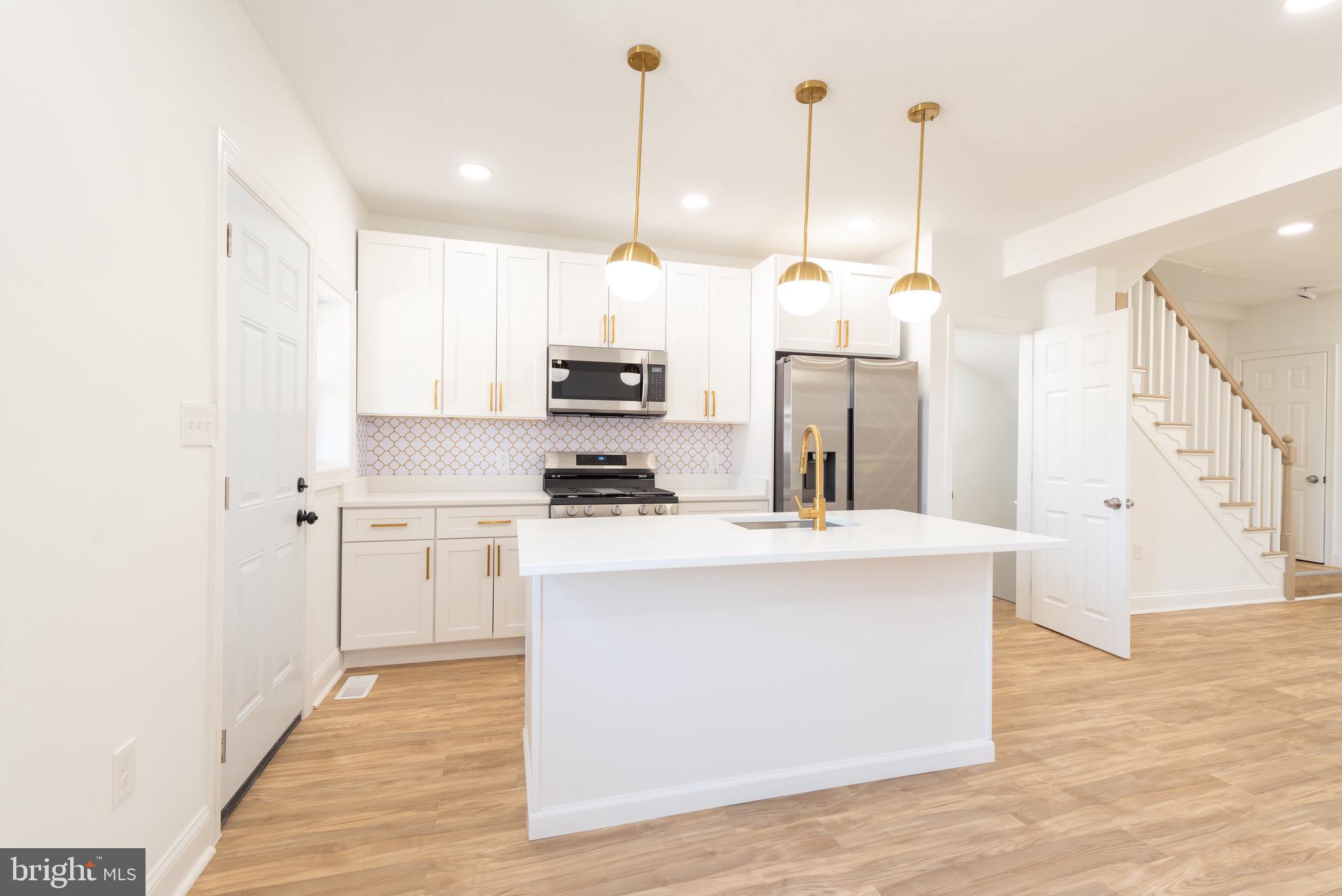 3821 Roland View Avenue Baltimore, MD 21215 - Photo 8 of 32 Gallery Image 8