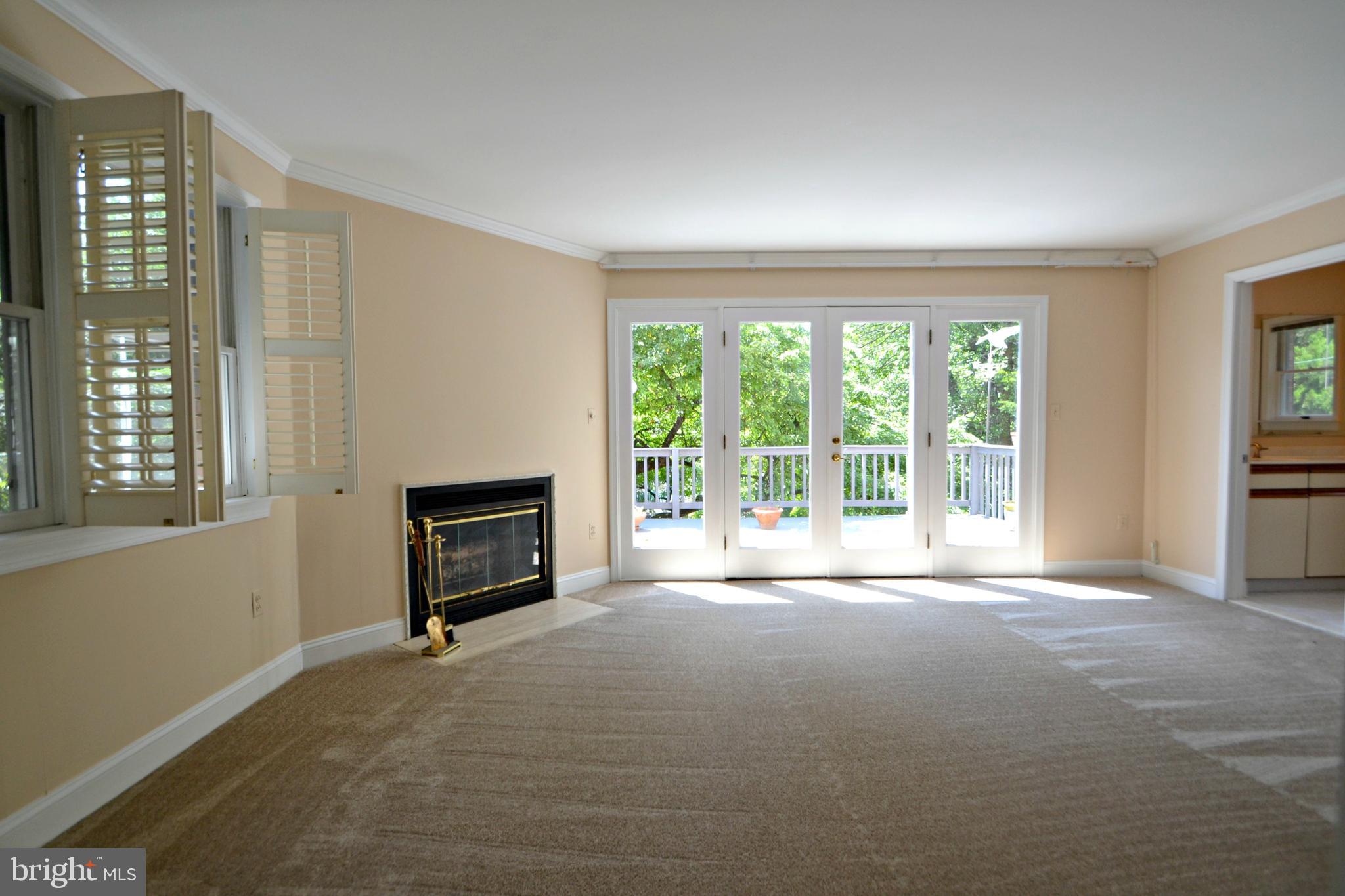 6906 Avondale Road Baltimore, MD 21212 - Photo 21 of 46 Owner suite