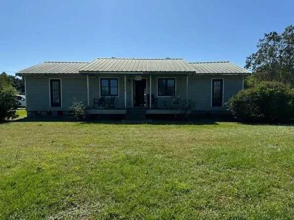 $225,000 | 3328 A Bayou Road, St. Bernard, LA 70085