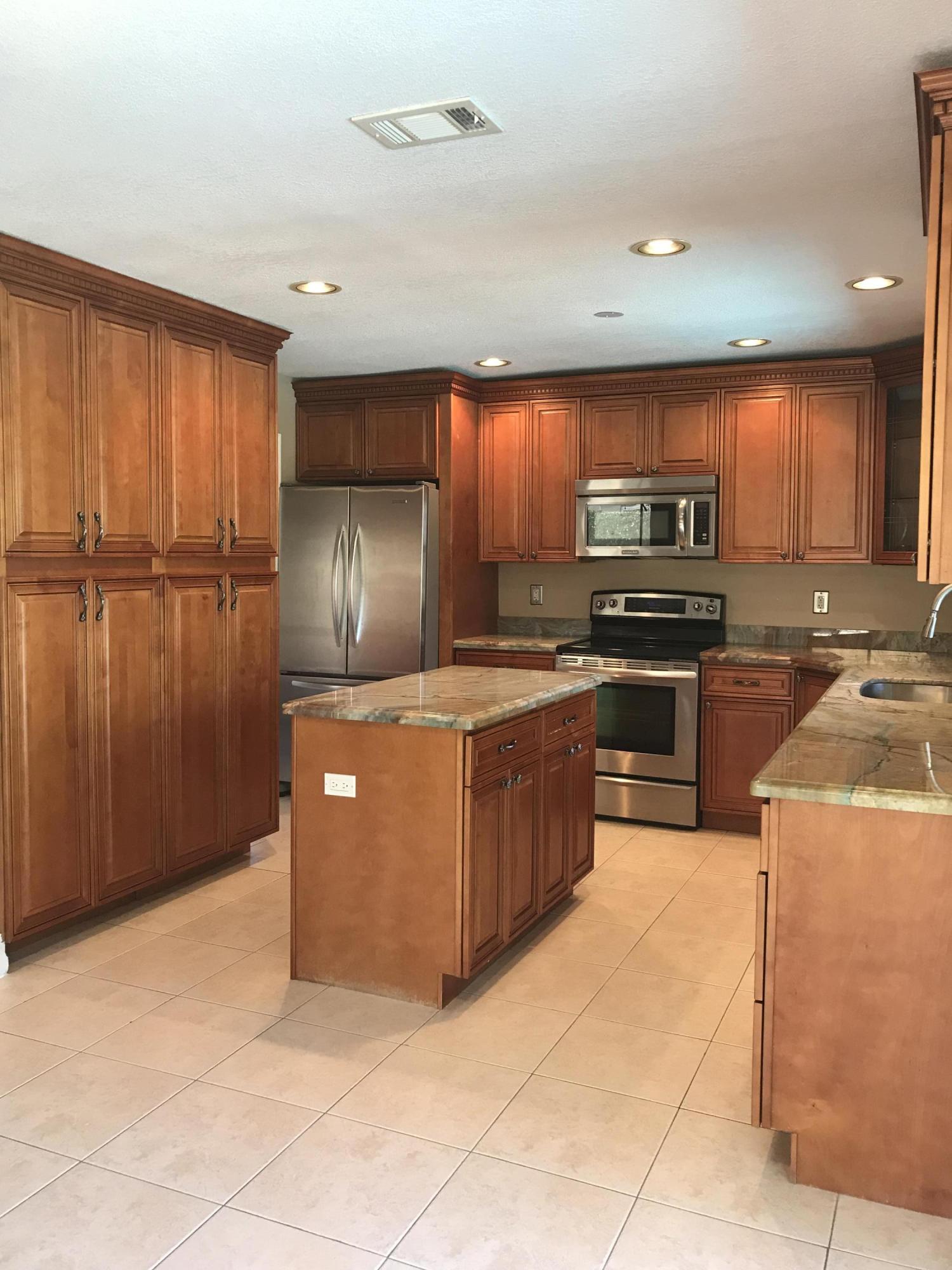 10573 Fenway Place Boca Raton, FL 33498 - Photo 8 of 17 IMG_3815