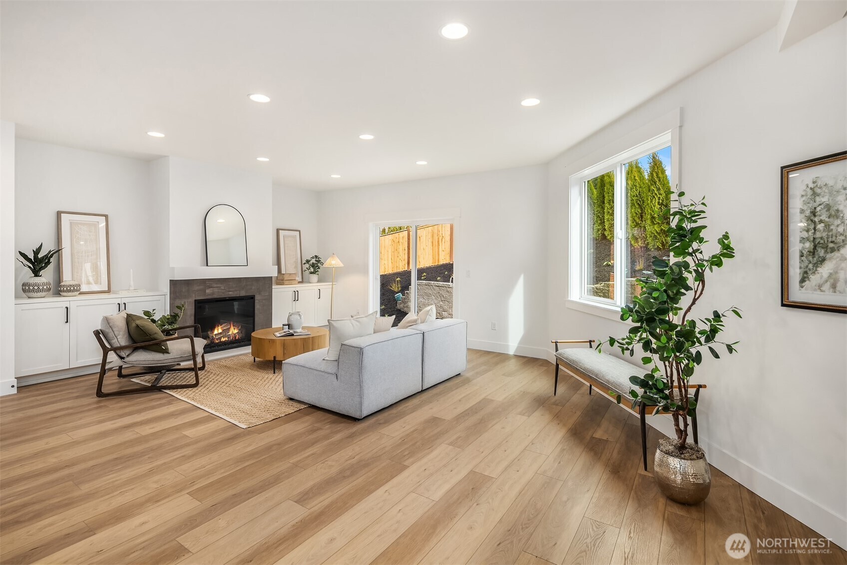 404 Edmonds Avenue Northeast Renton, WA 98056 - Photo 6 of 33