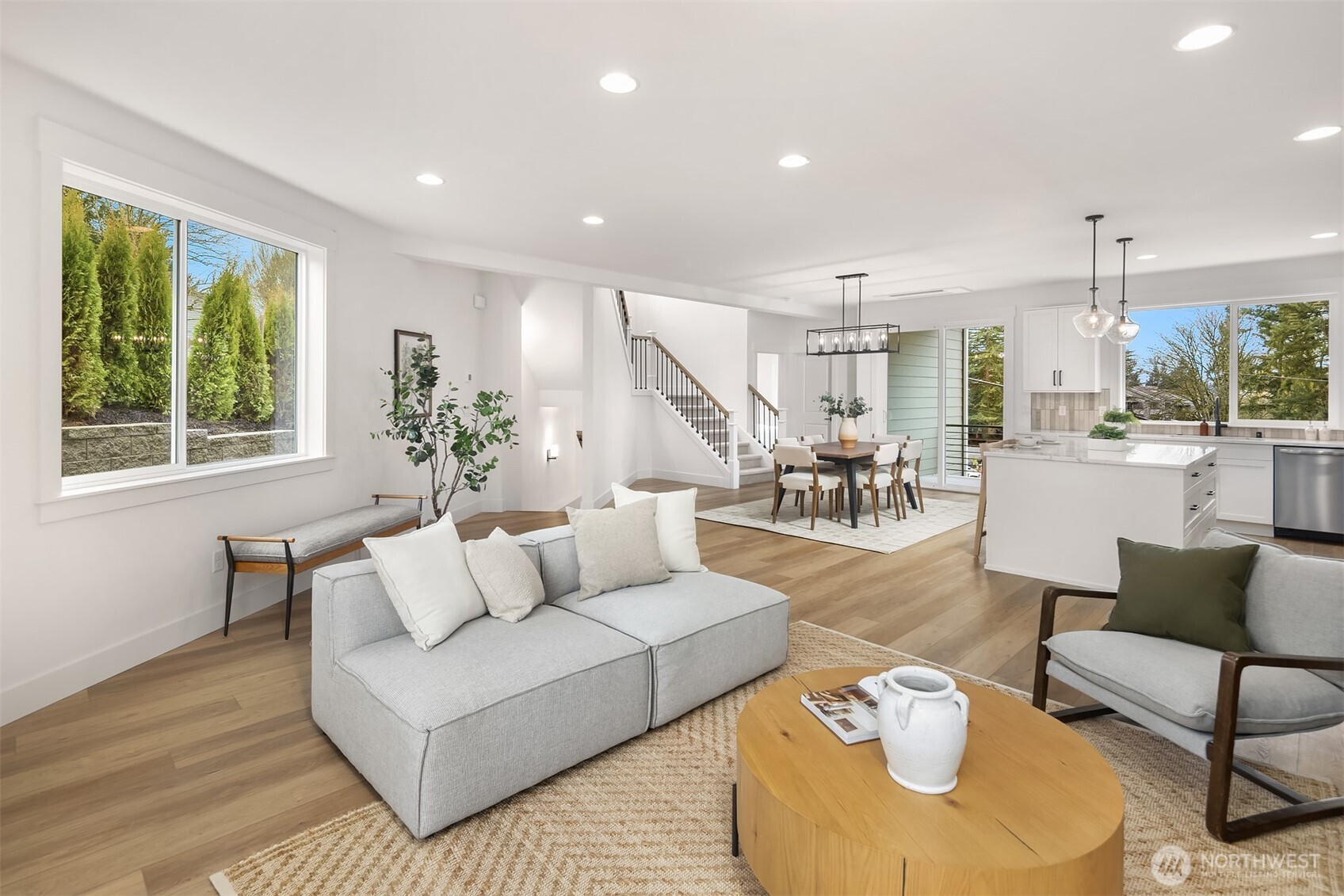 404 Edmonds Avenue Northeast Renton, WA 98056 - Photo 8 of 33