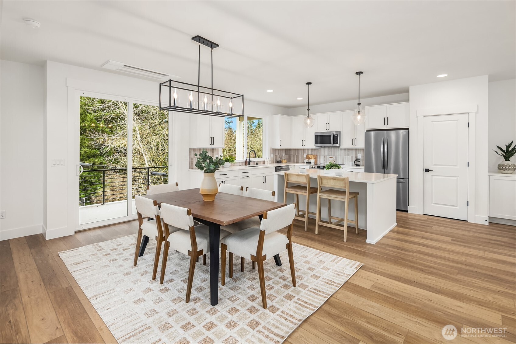 404 Edmonds Avenue Northeast Renton, WA 98056 - Photo 10 of 33