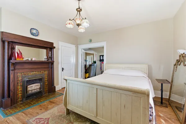 $452,427 | 6013 Highway 41, Cedar Hill, TN 37032