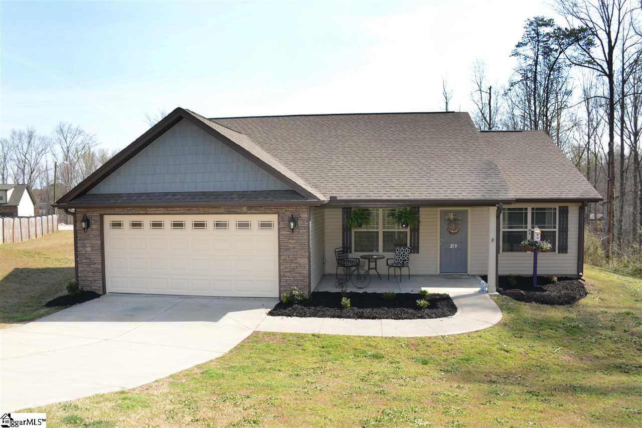 213 Dayside Court Greer, SC 29651 - Photo 1 of 26 Gallery Image 1