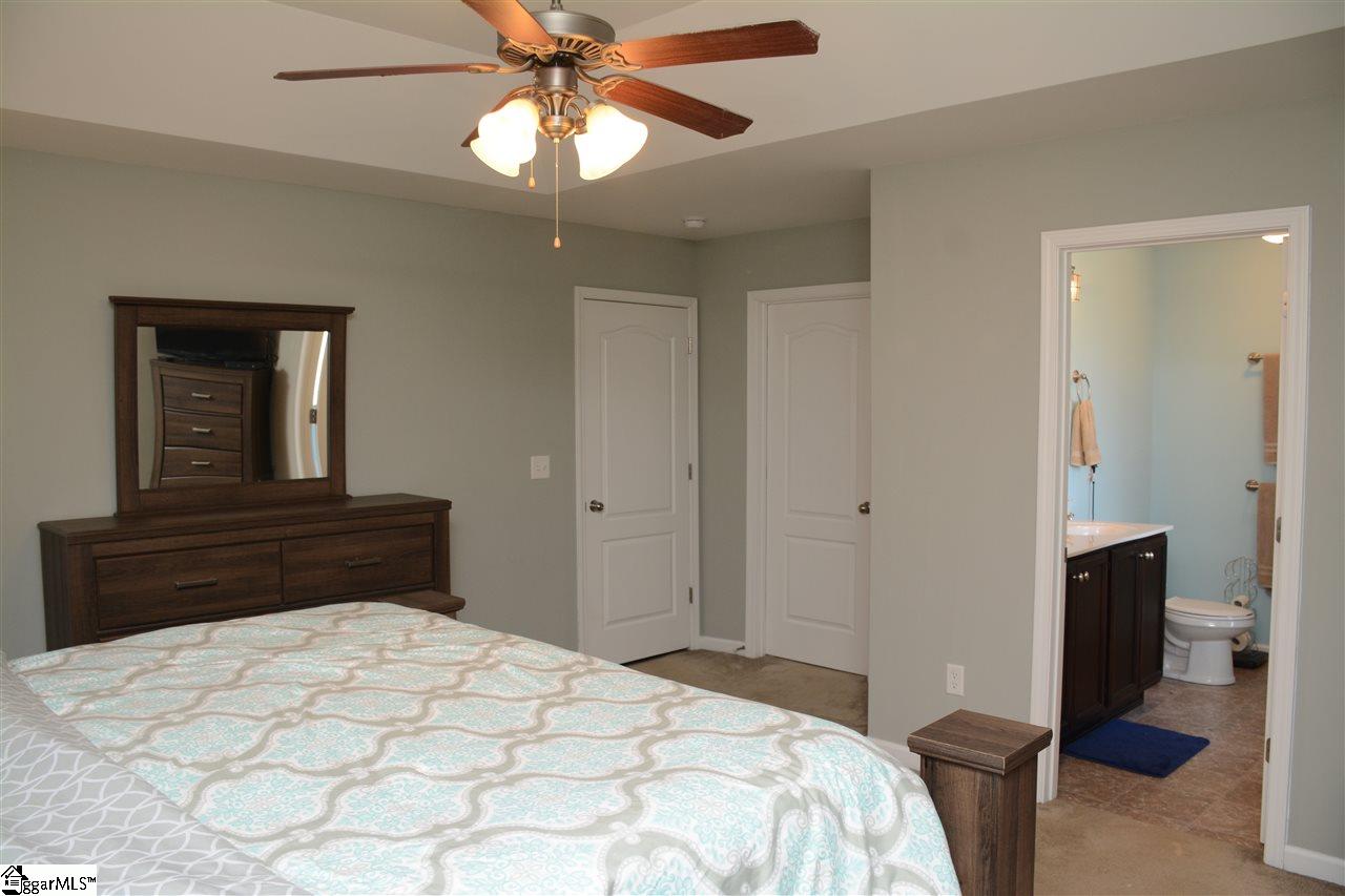 213 Dayside Court Greer, SC 29651 - Photo 12 of 26 Gallery Image 12