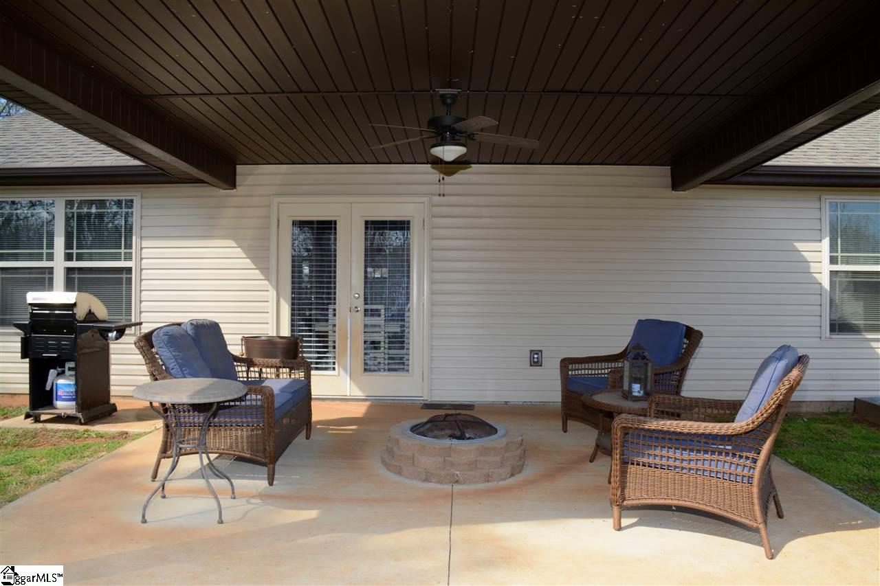 213 Dayside Court Greer, SC 29651 - Photo 21 of 26 Gallery Image 21