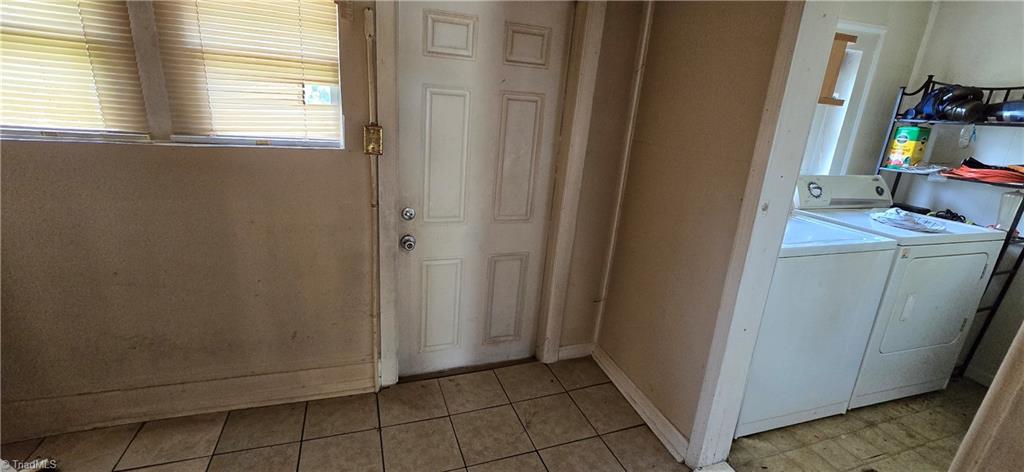 213 Kelly Place High Point, NC 27262 - Photo 17 of 21