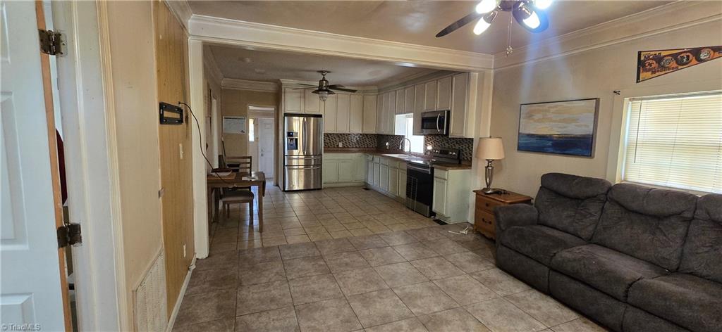 213 Kelly Place High Point, NC 27262 - Photo 6 of 21