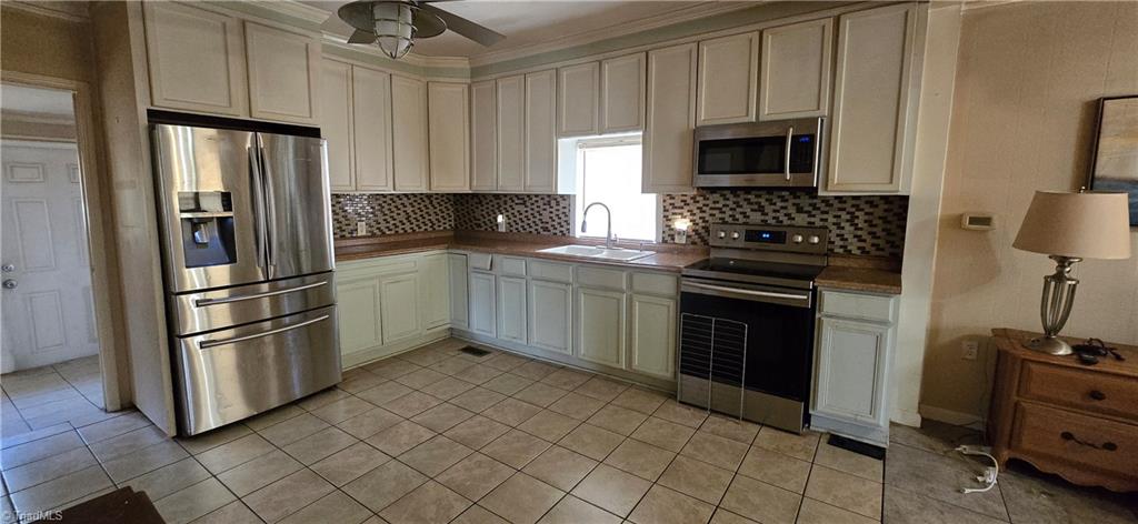 213 Kelly Place High Point, NC 27262 - Photo 8 of 21