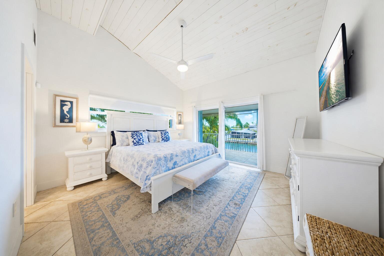 420 11th Street Key Colony Beach, FL 33051 - Photo 30 of 104 Primary Bedroom