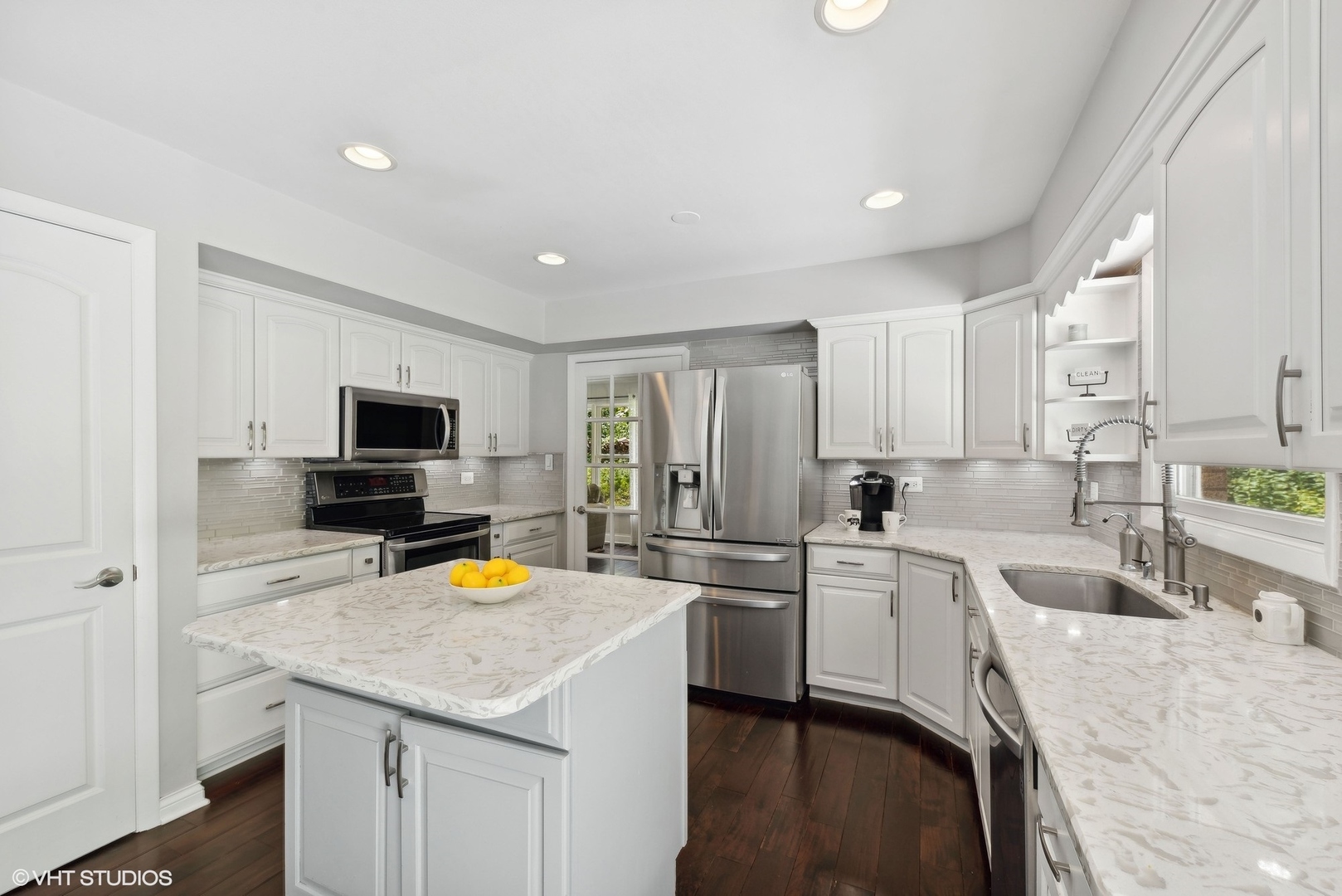 22032 West Chestnut Ridge Road Kildeer, IL 60047 - Photo 9 of 30 Gallery Image 9