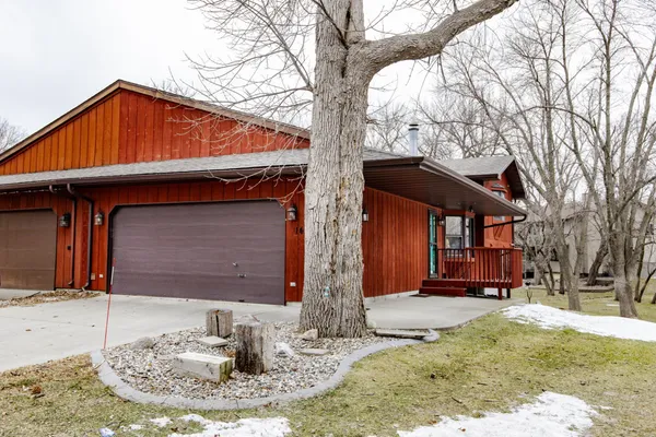 $269,900 | 1419 23rd Street South, Fargo, ND 58103