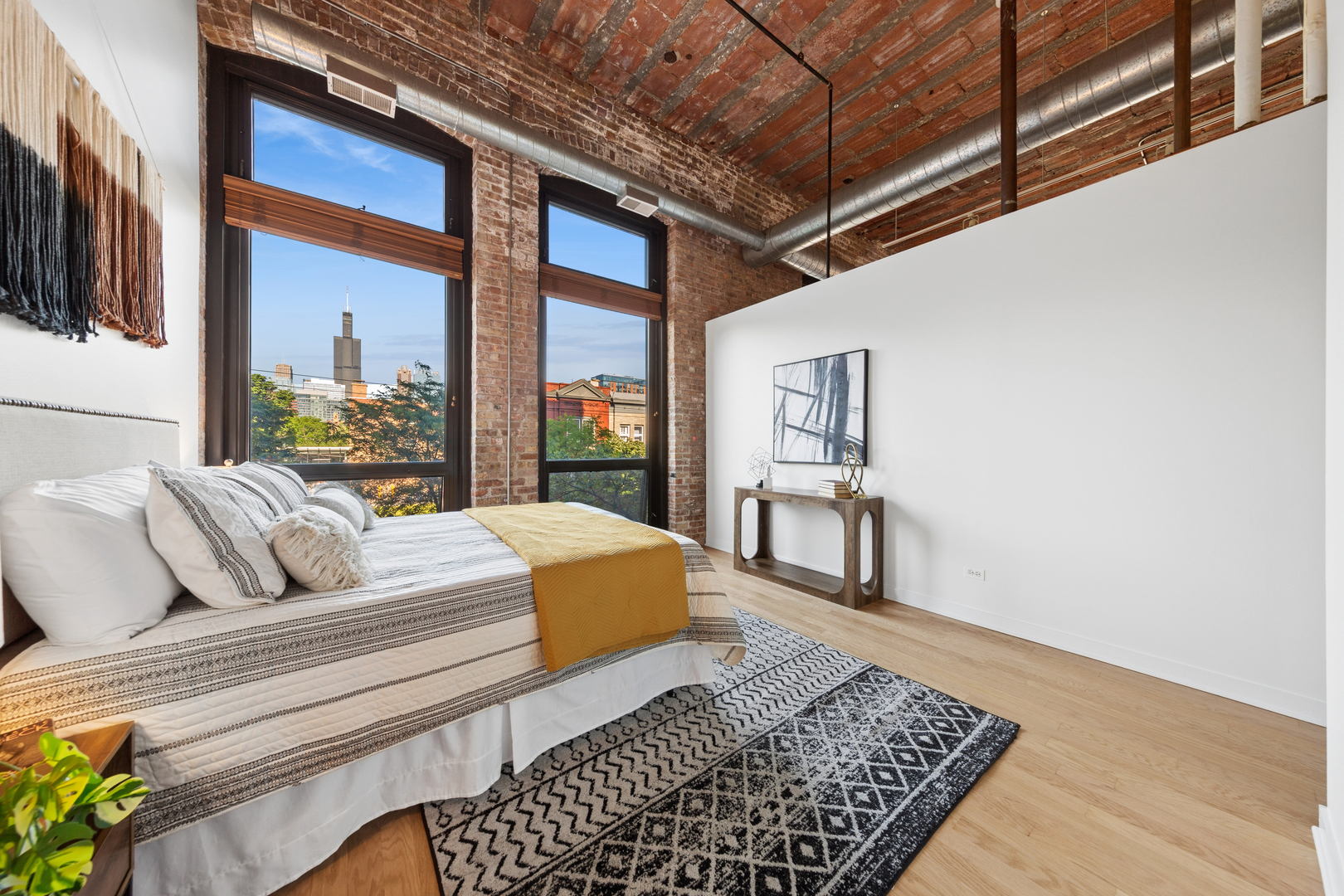 222 South Racine Avenue, Unit 205 Chicago, IL 60607 - Photo 15 of 22 Gallery Image 15