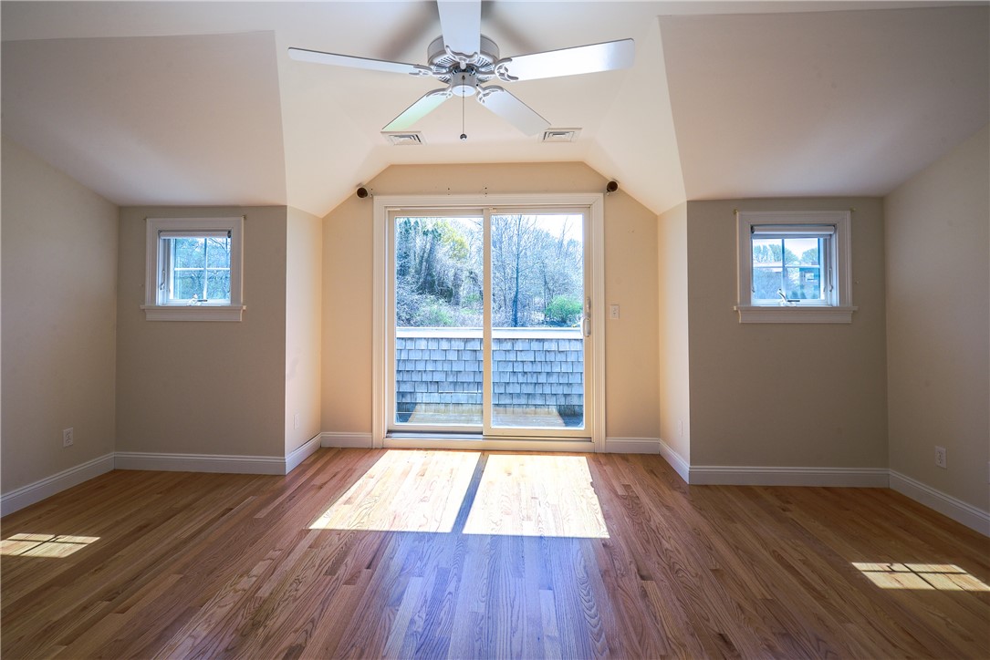 12 Sanderling Way, Unit C Middletown, RI 02842 - Photo 31 of 39 2nd fl bedroom