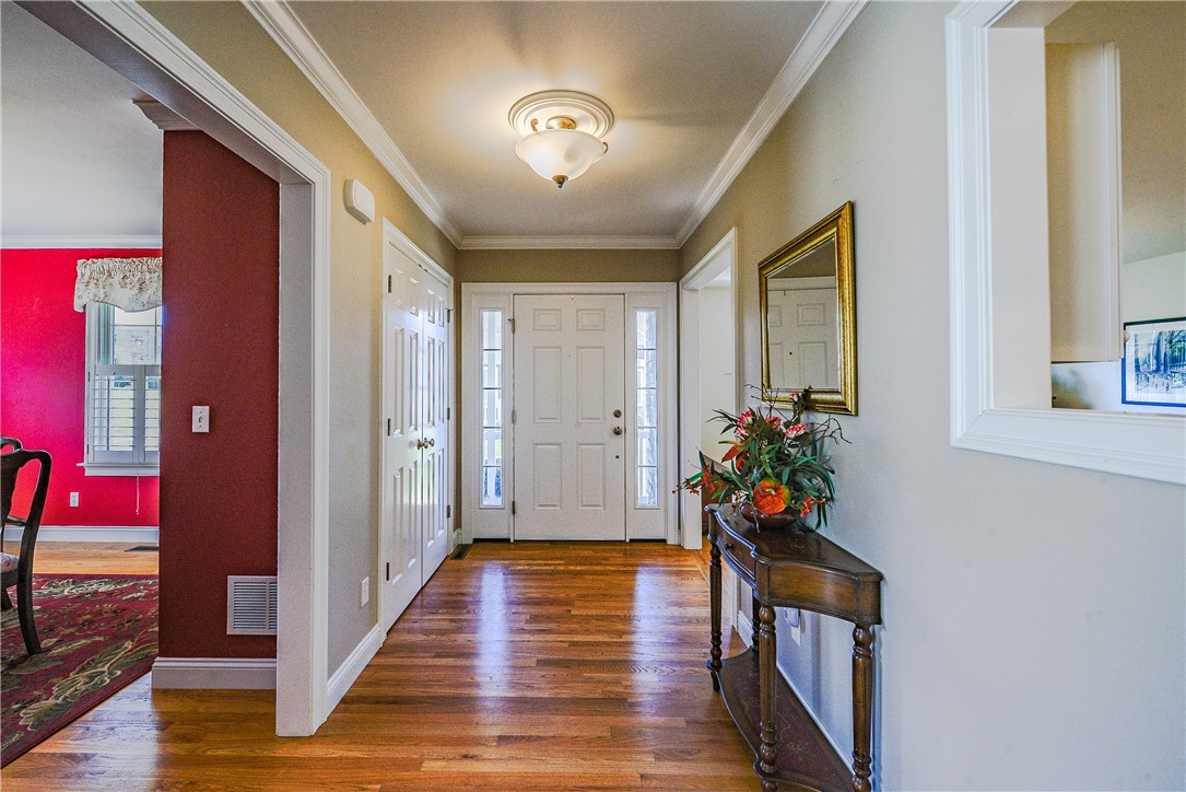 12 Sanderling Way, Unit C Middletown, RI 02842 - Photo 8 of 39