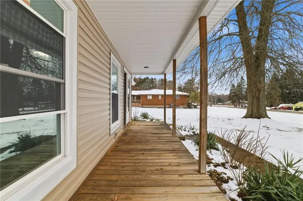 $3,200 | 2104 Pulaski Road, New Castle, PA 16105