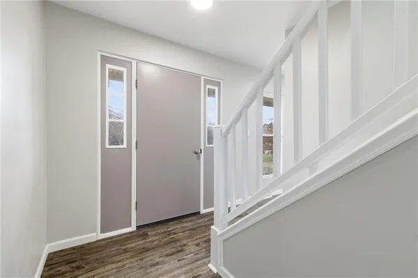 $3,200 | 2104 Pulaski Road, New Castle, PA 16105