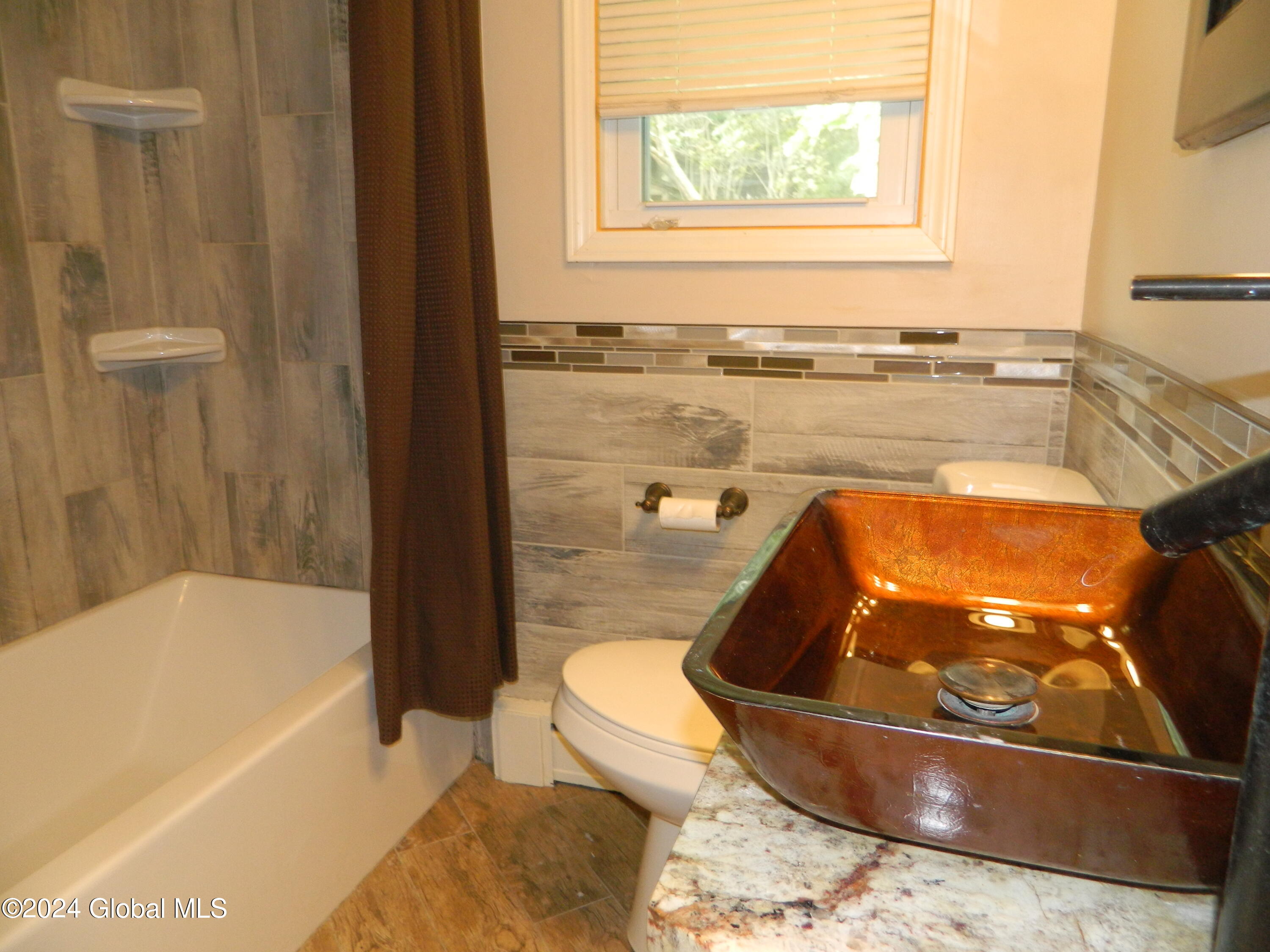 1303 Schodack Valley Road Castleton-on-Hudson, NY 12033 - Photo 14 of 30 DSCN9645