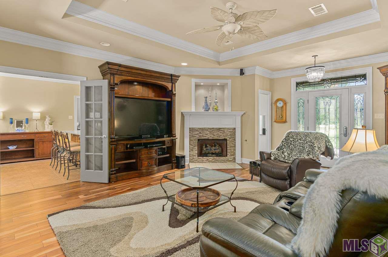 17135 Charlton Road Baker, LA 70714 - Photo 3 of 27 Gallery Image 3