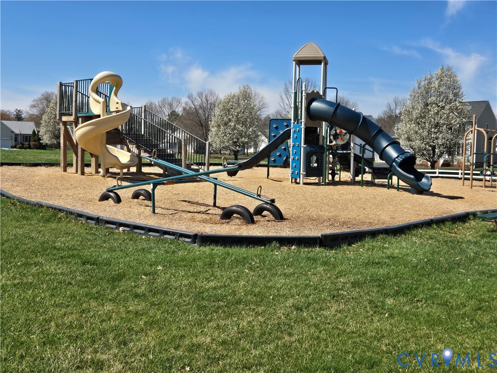 11358 Old Scotland Road Glen Allen, VA 23059 - Photo 64 of 68 Community playground