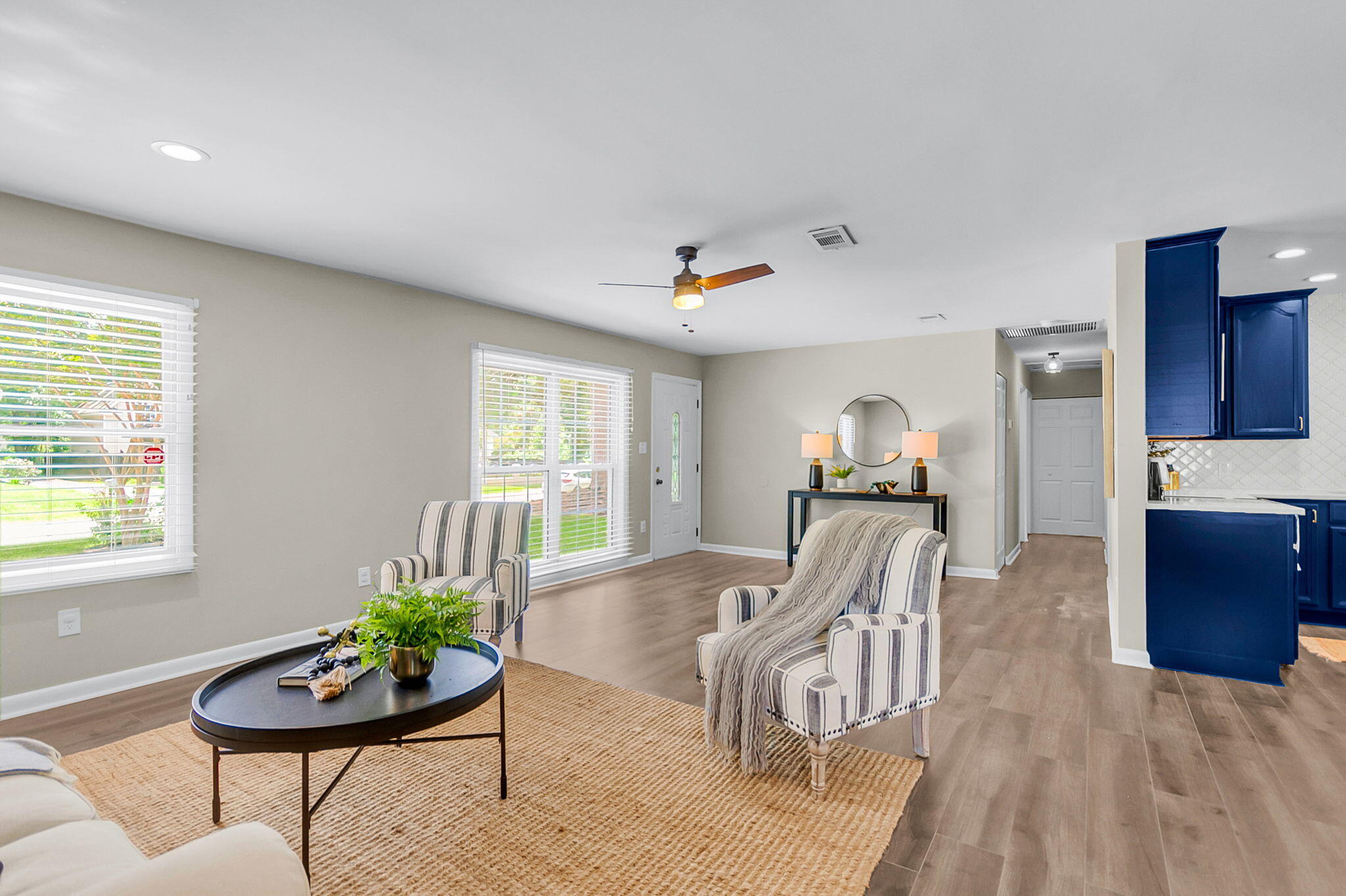 1668 Mepkin Road Charleston, SC 29407 - Photo 12 of 37 Living Room