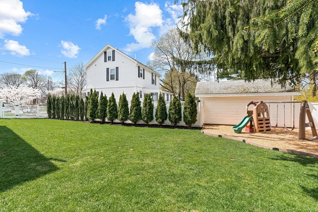 10 Bonad Road Winchester, MA 01890 - Photo 33 of 39