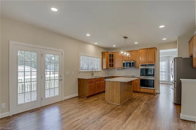 $3,200 | 500 Hannah McKenzie Drive, Greensboro, NC 27455