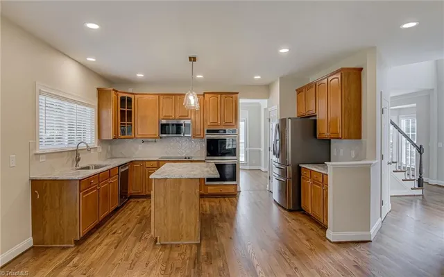 $3,200 | 500 Hannah McKenzie Drive, Greensboro, NC 27455