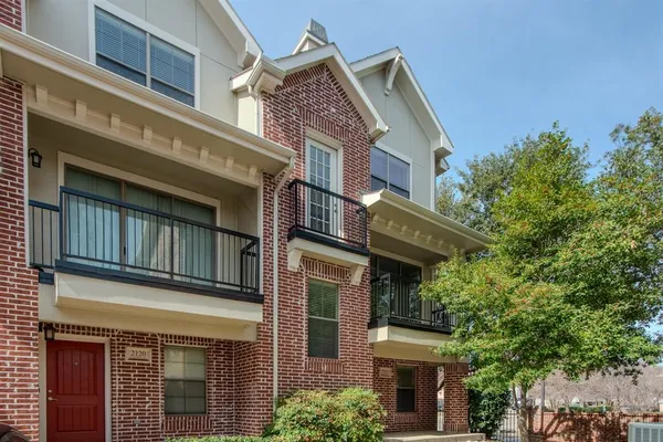 $331,900 | 2122 Grove Park Lane, Richardson, TX 75080