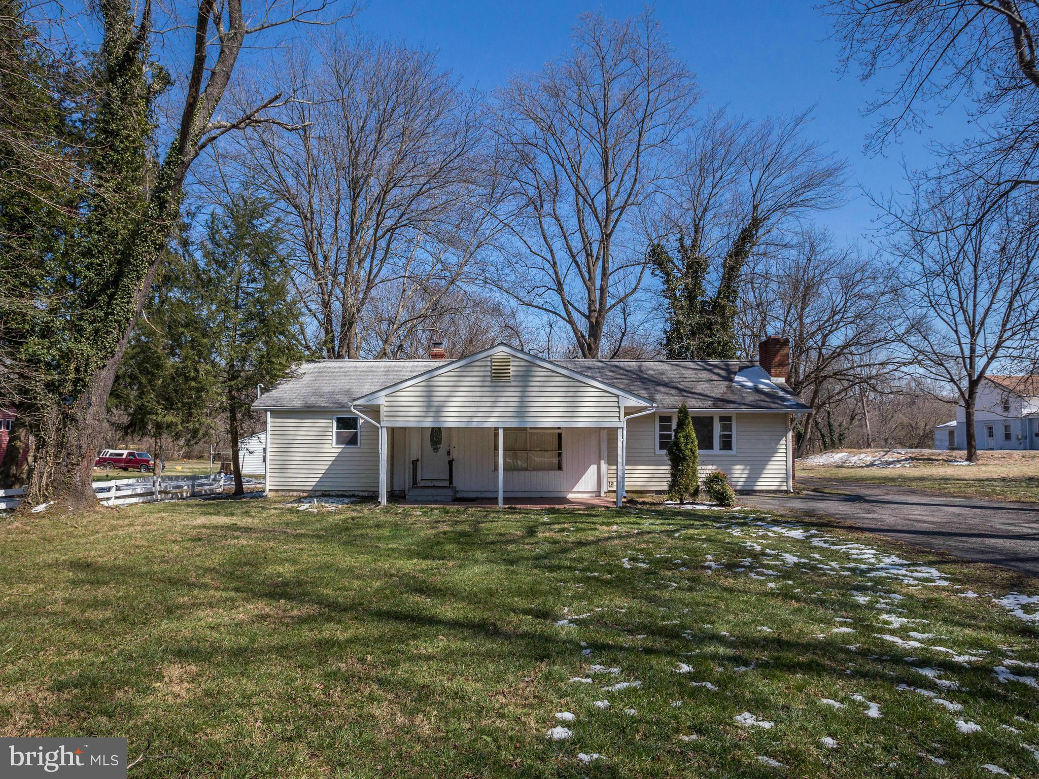 6911 Highbridge Road Bowie, MD 20720 - Photo 1 of 25 Exterior (Front)