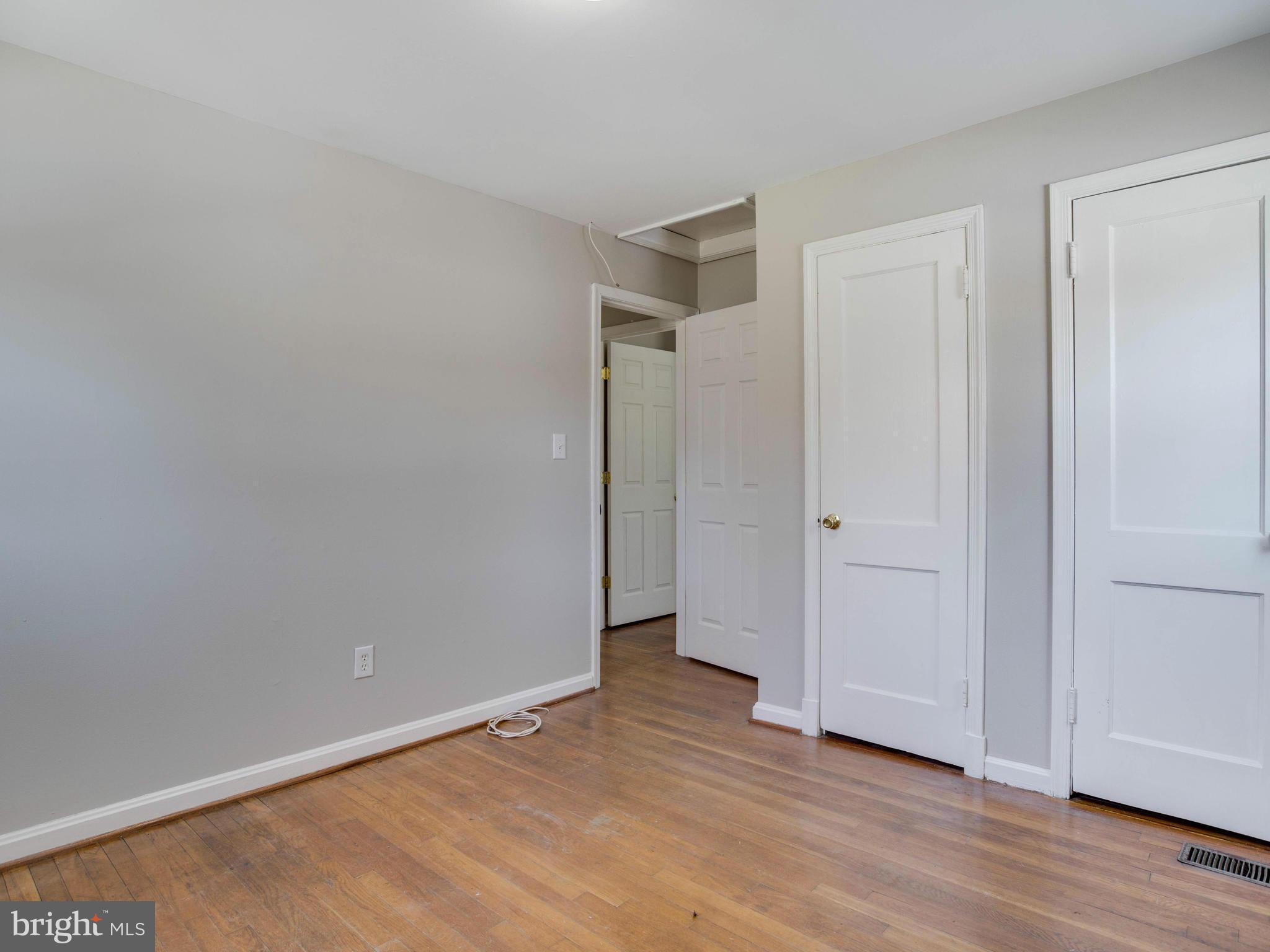 6911 Highbridge Road Bowie, MD 20720 - Photo 12 of 25 Interior (General)