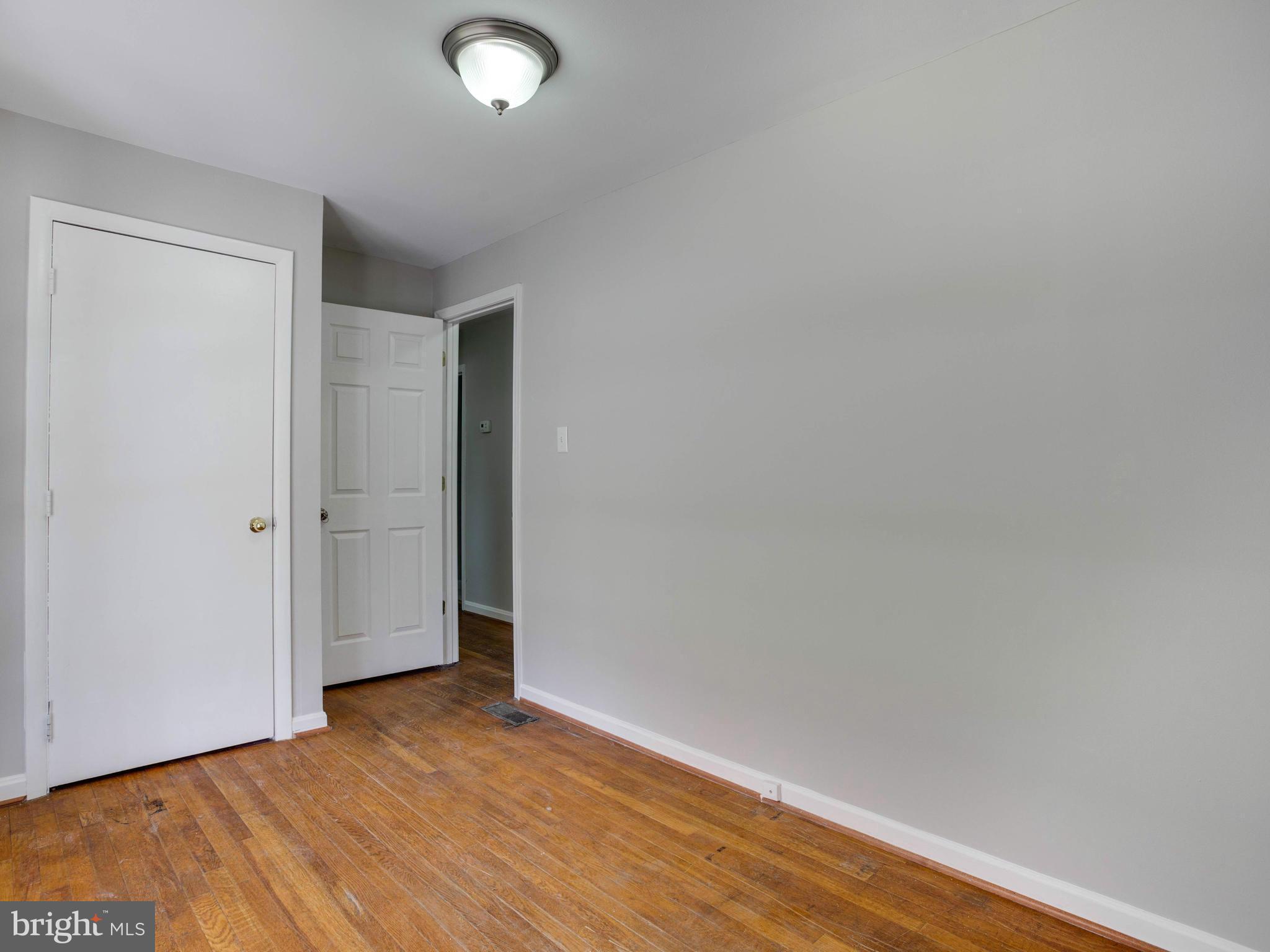 6911 Highbridge Road Bowie, MD 20720 - Photo 16 of 25 Interior (General)