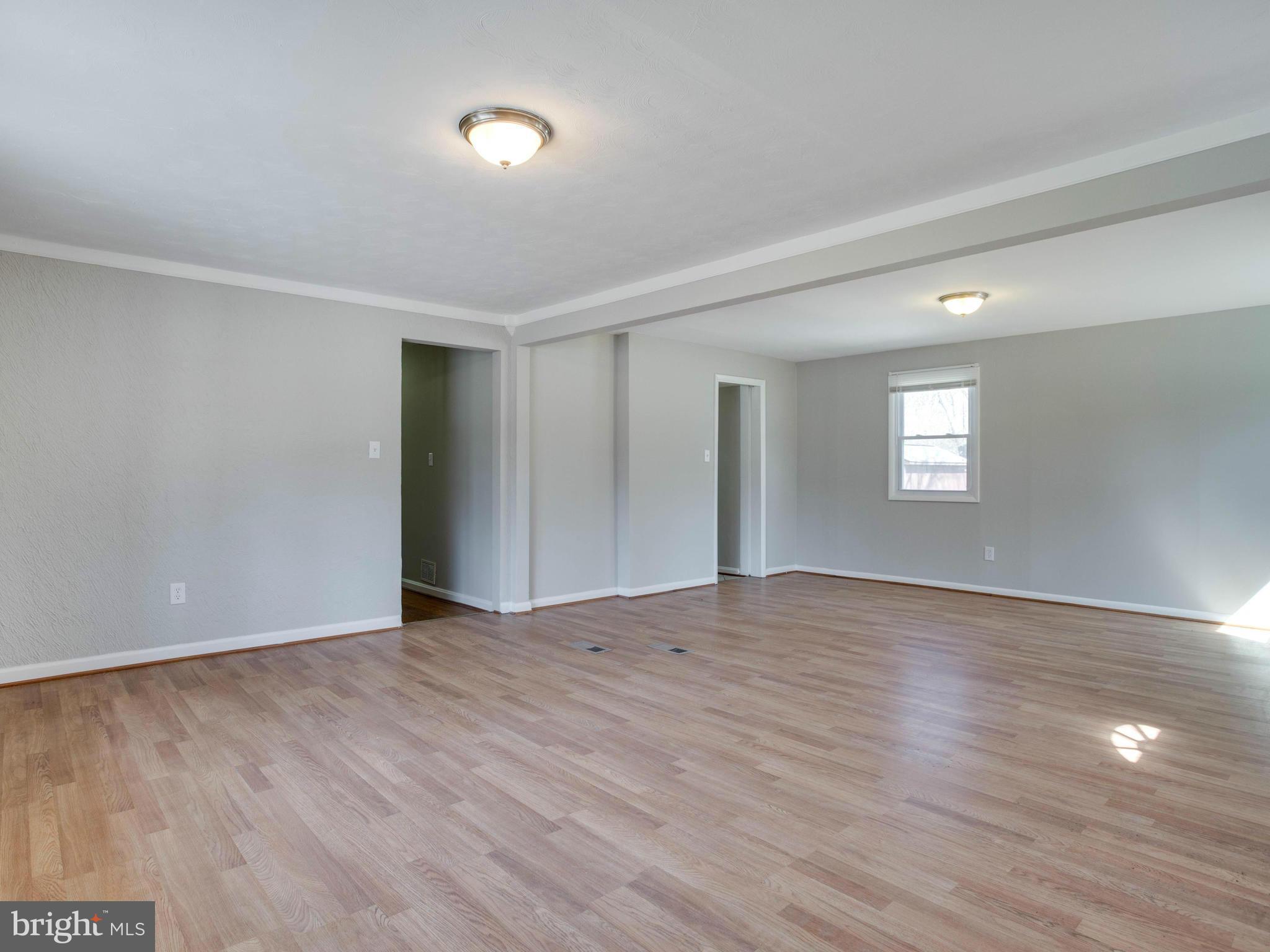 6911 Highbridge Road Bowie, MD 20720 - Photo 19 of 25 Interior (General)